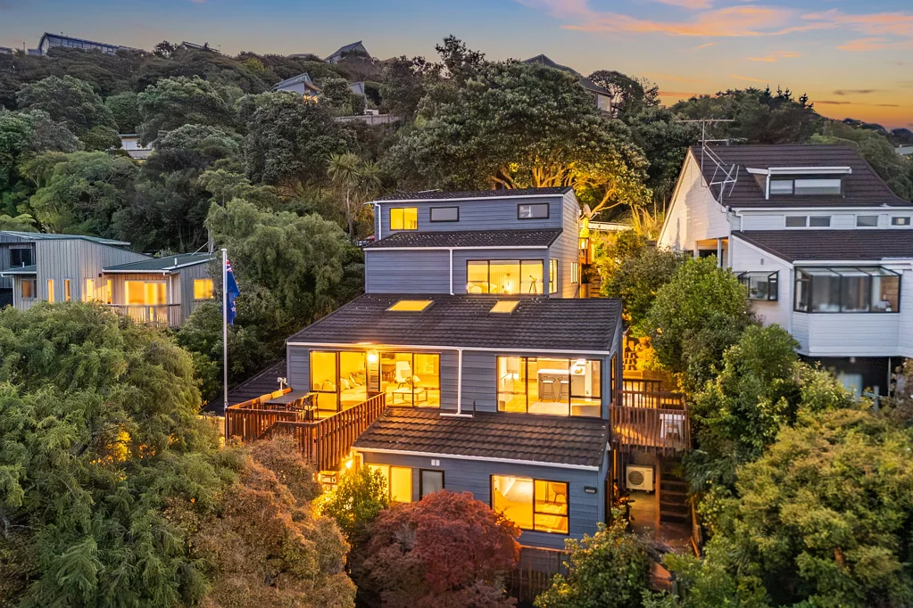 33 Oak Avenue, Paremata, Porirua, Wellington