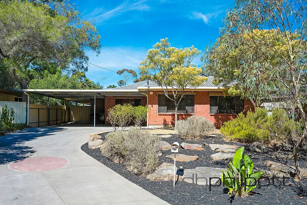 18 Sandalwood Drive, St Agnes, SA 5097