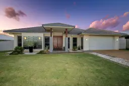 22 Coral Garden Drive, Kalkie