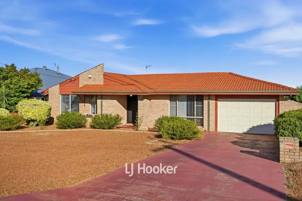 11 Walter Drive, Collie, WA 6225