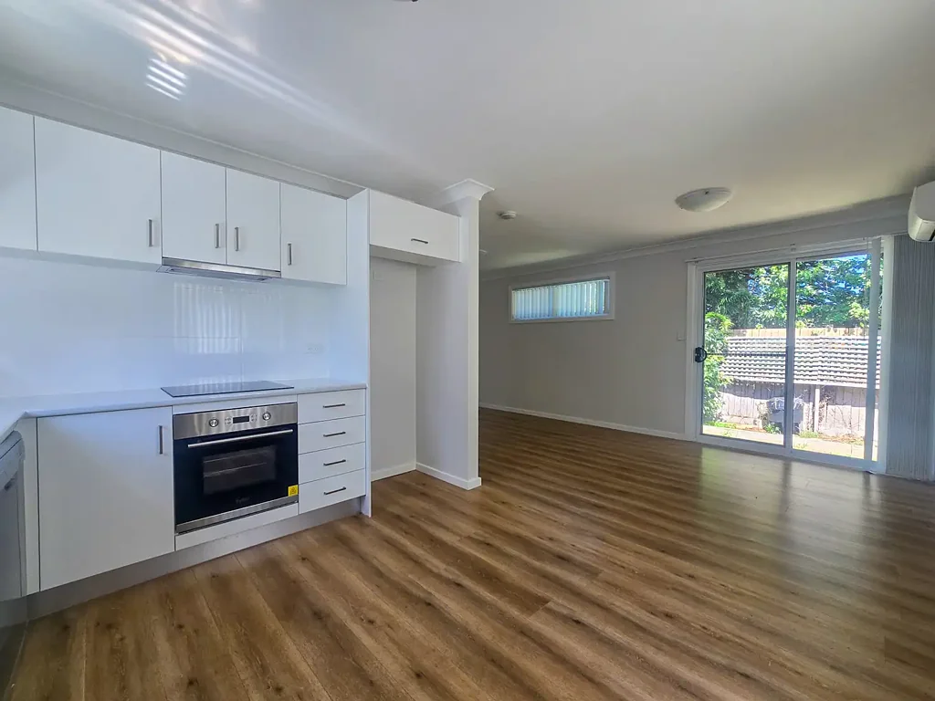 Spacious Granny Flat with Huge Separate Sleepout
