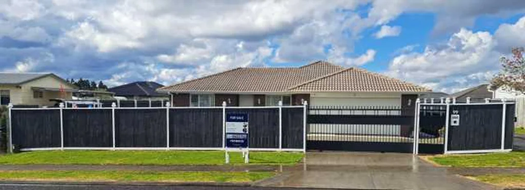 Pukekohe 4침실 4 bedroom brick and tile in a semi rural location