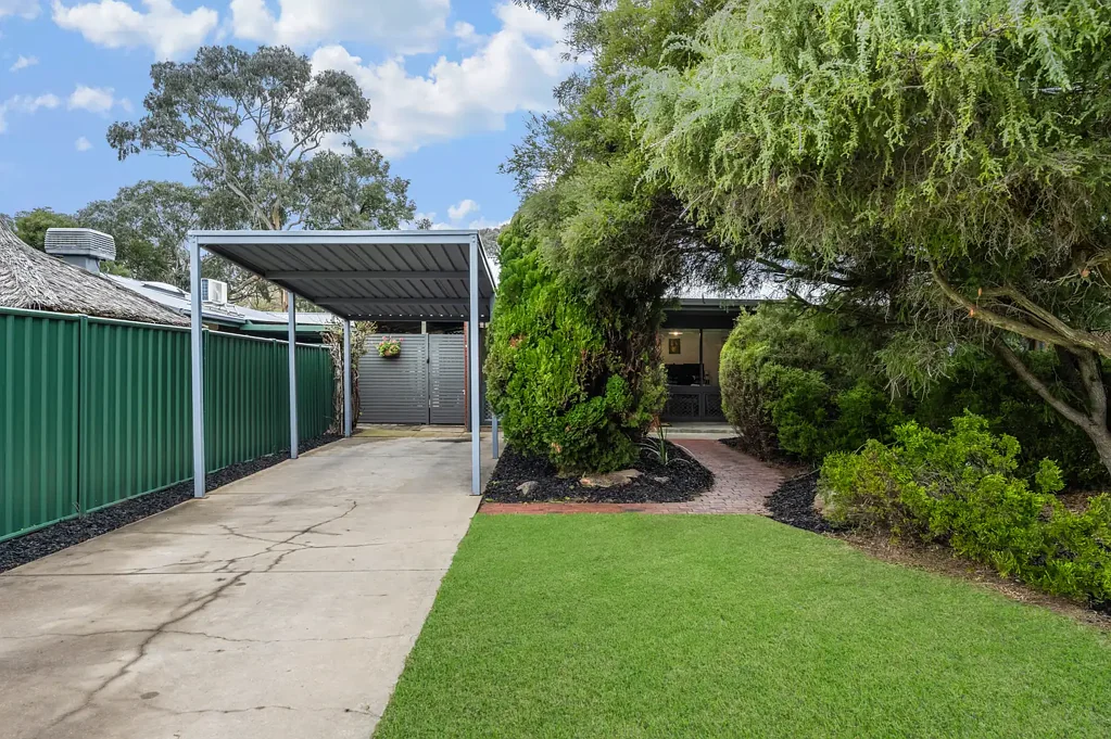 Modbury Heights 2部屋 Updated, Easy-Care Property Near TTP on Parks Edge!