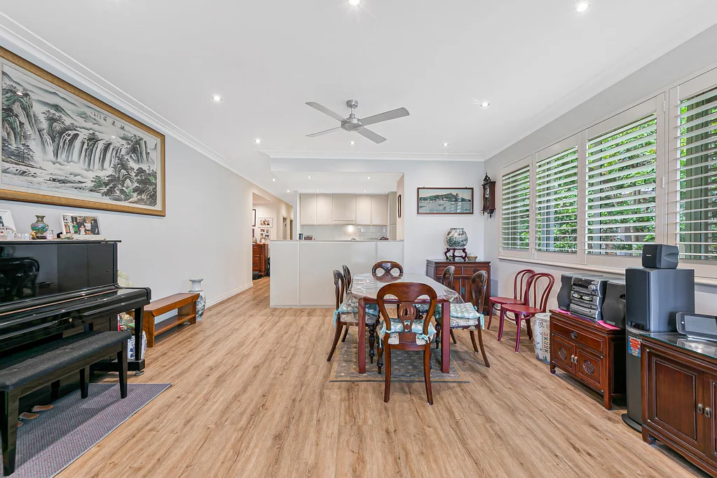 Breakfast Point 3ห้องนอน Top-Floor Luxury: Spacious 3-Bedroom Resort-Style Apartment in Breakfast Point