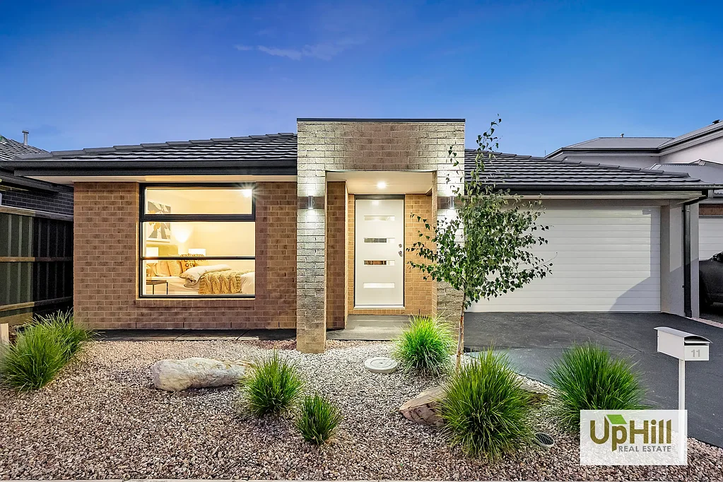 11 Wooli Avenue, Clyde, VIC 3978