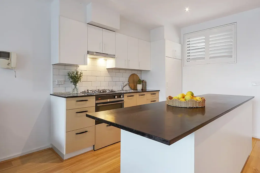 MODERN CONVENIENT & A PERFECT LOCATION!