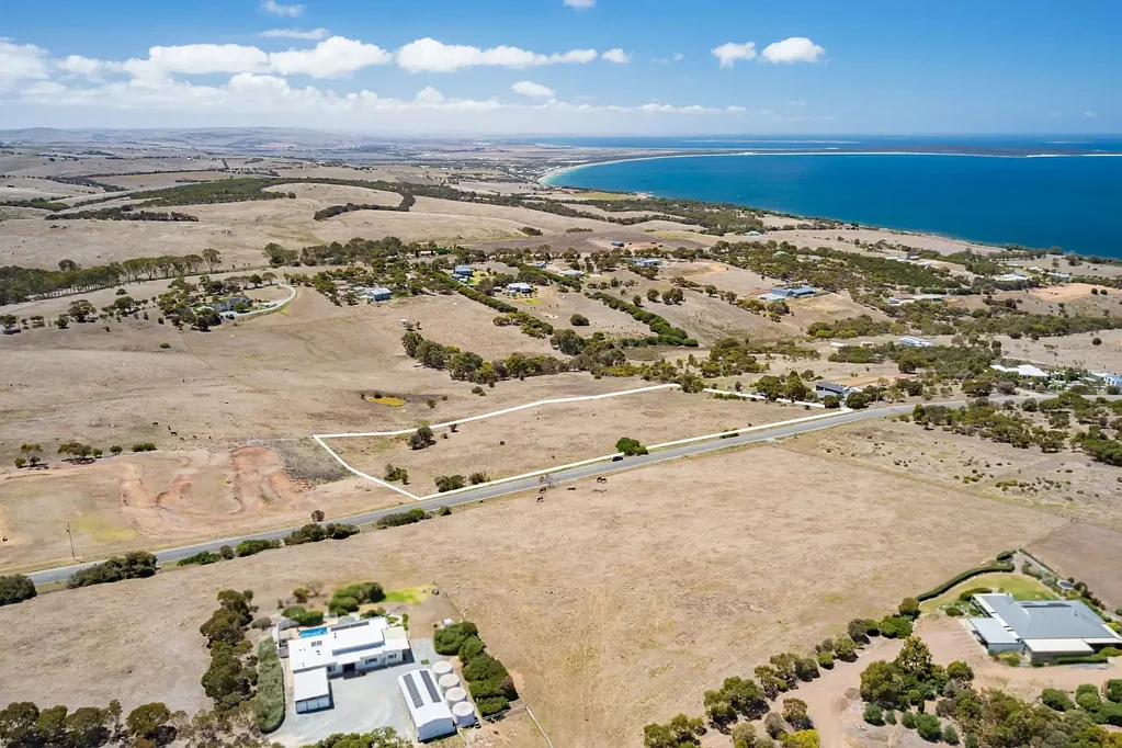 19-37 Tiatukia Drive, Tiatukia, SA 5607