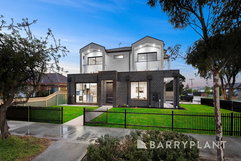 Albion 4ਬੈੱਡਰੂਮ A True Masterpiece on Perth Avenue