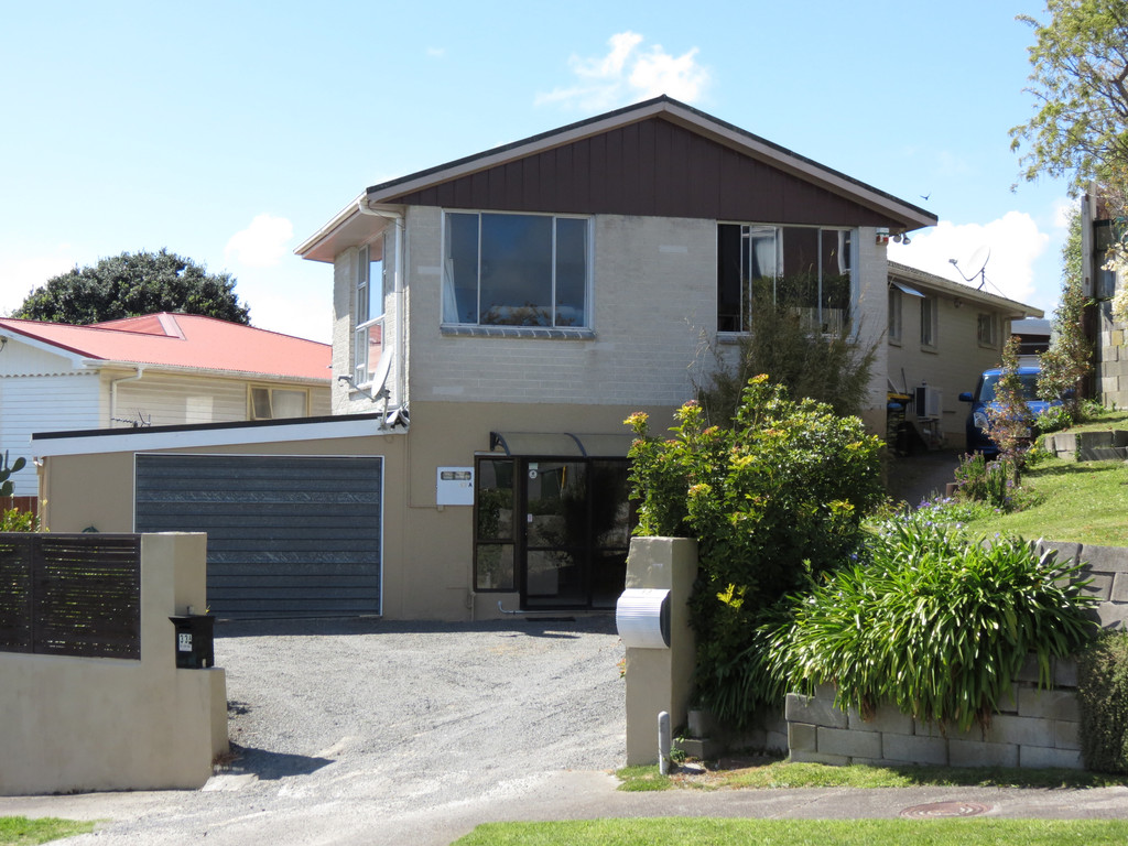 33 Ernest Street, Porirua East, Porirua, 5 Schlafzimmer, 0 Badezimmer