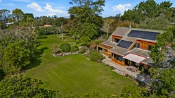9 Vaughans Road, Okura