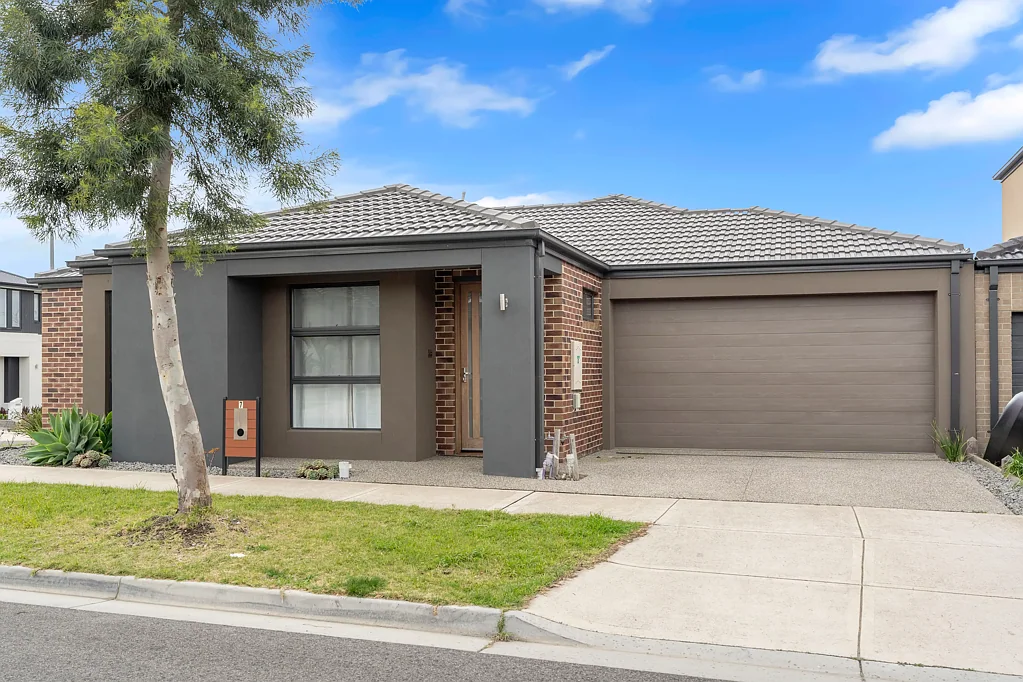 7 Cardamon Avenue, Mickleham, VIC 3064