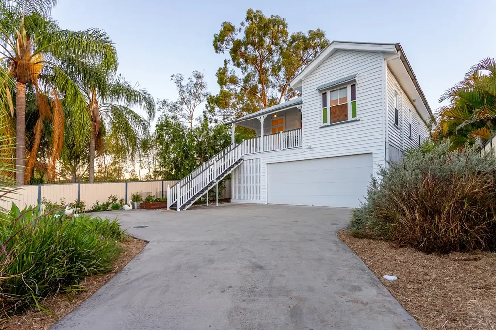 Coalfalls 3બેડરૂમ CLASSIC CHARACTER MEETS CONTEMPORARY EASE