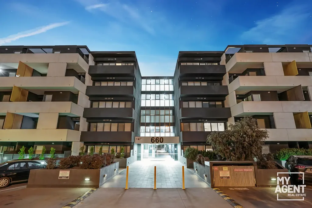WALKING DISTANCE TO MONASH UNIVERSITY