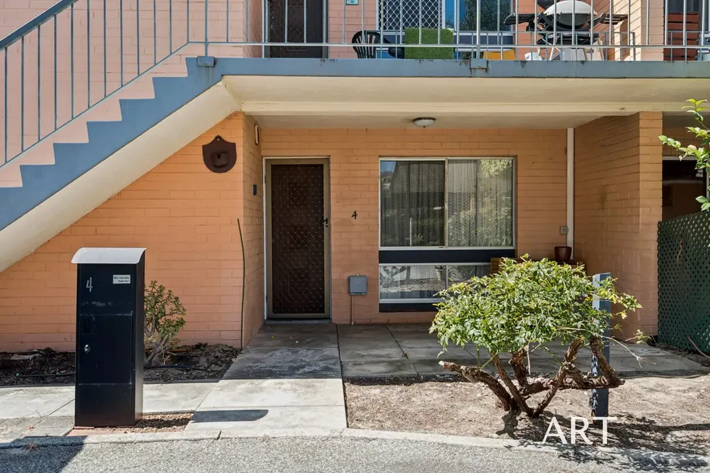 Como 2chambre POSITION, POTENTIAL AND LIFESTYLE APPEAL!