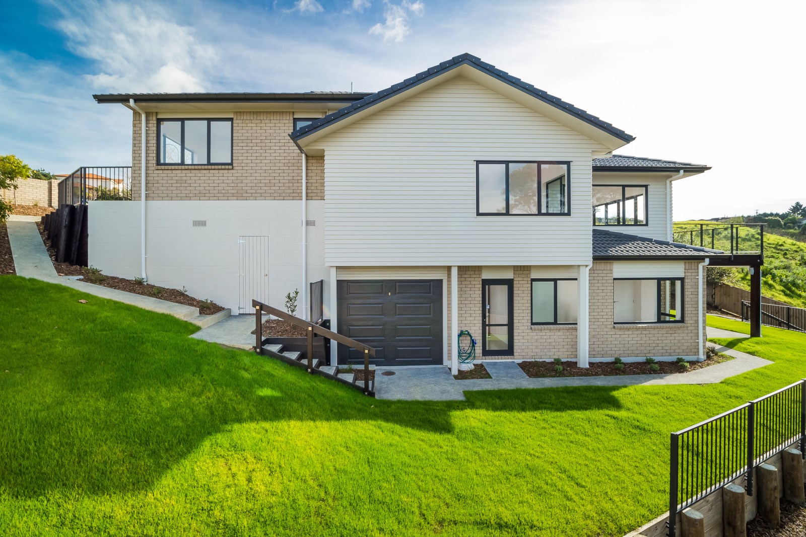 18 Meharg Place, Fairview Heights, Auckland - North Shore, 5 ਕਮਰੇ, 2 ਬਾਥਰੂਮ