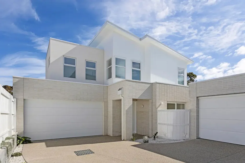 Mccrae 4 Bedroom A Sophisticated Coastal Sanctuary