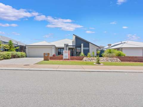 Ellenbrook 5 Bedroom Luxurious Family Living in Ellenbrook
