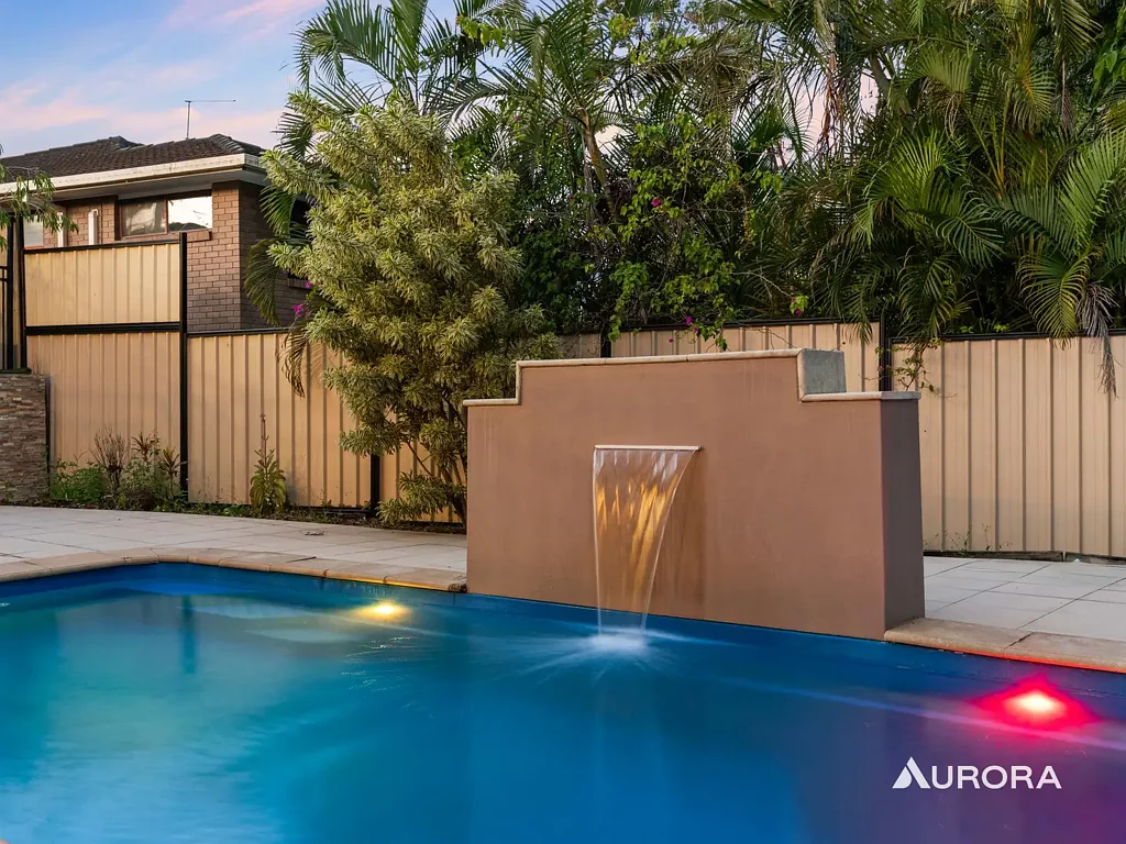 Daisy Hill 4房  家庭绿洲 & 款待者的天堂，位于1,047平方米地块  Great Opportunity!! Family Oasis on North Facing 1,047M² Block!!!