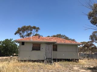 3 THORNTON AV, KELLERBERRIN WA 6410, 0 chambres, 0 salles de bain, House