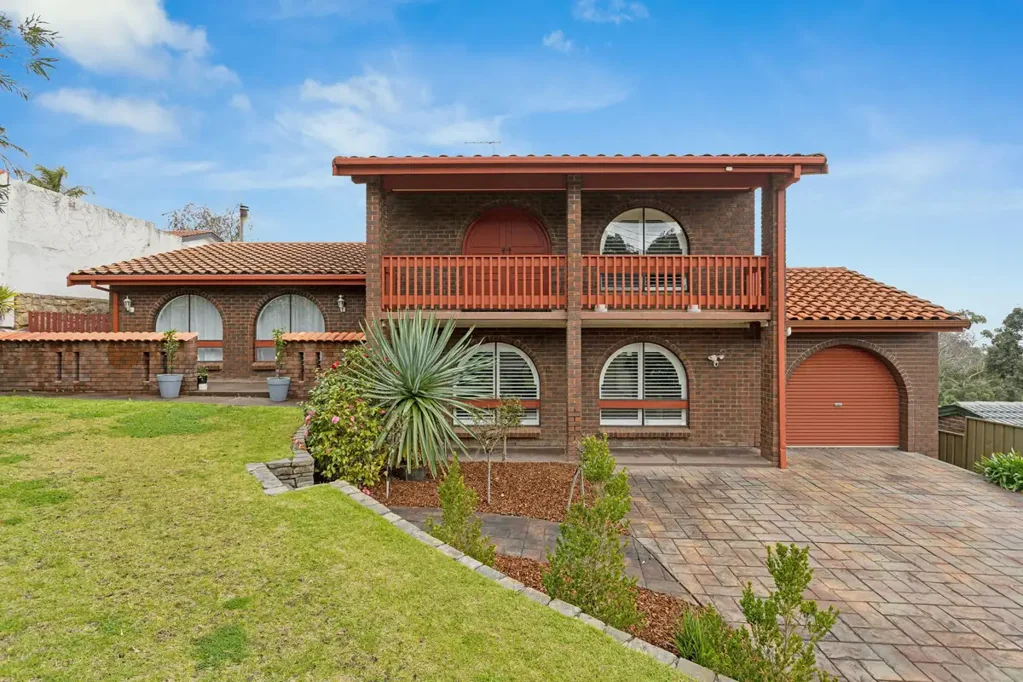 Tea Tree Gully 4ਬੈੱਡਰੂਮ Stunning Home with Picturesque Views!