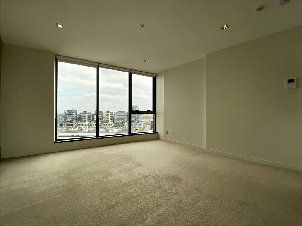Victoria Point 1: Beautiful Studio Apartment in an Unbeatable Location!