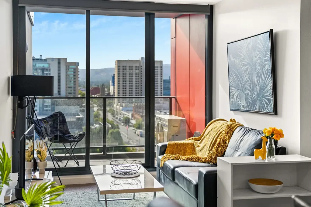 Adelaide 2Habitaciones Rise Above The Daily Grind: Stunning Views From Your City Apartment