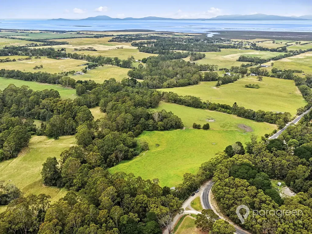 Bennison Ideal Lifestyle Building Block  - Adjoining Creek, River and Rail Trail