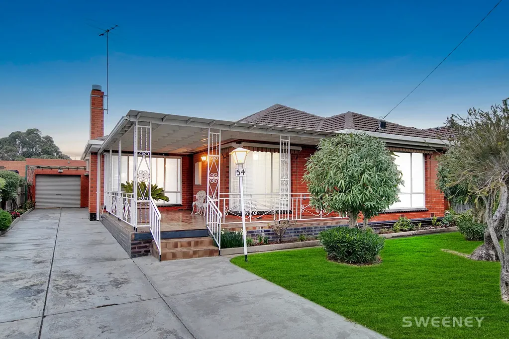 Altona North 4 Bedroom Rich in Originality, Full of Potential