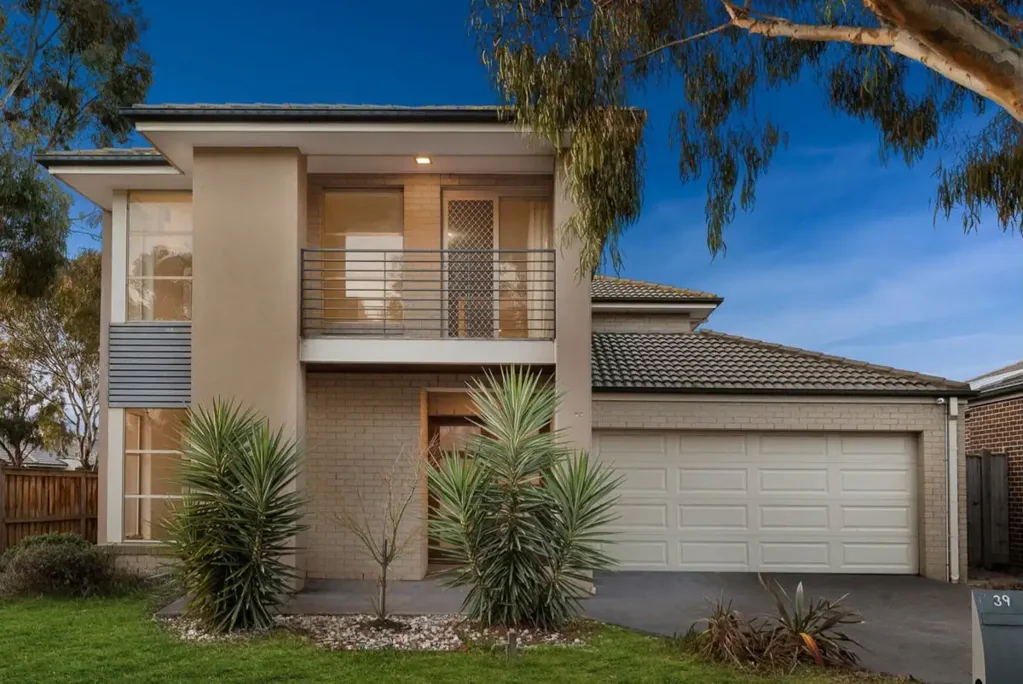 Your Perfect Family Haven Awaits in Prime Point Cook Location