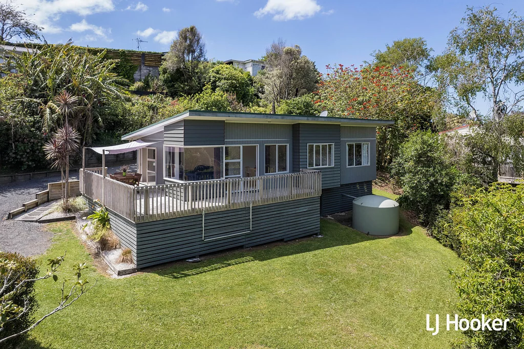 Waihi Beach 3 Bedroom Quietly Positioned at Waihi Beach North End