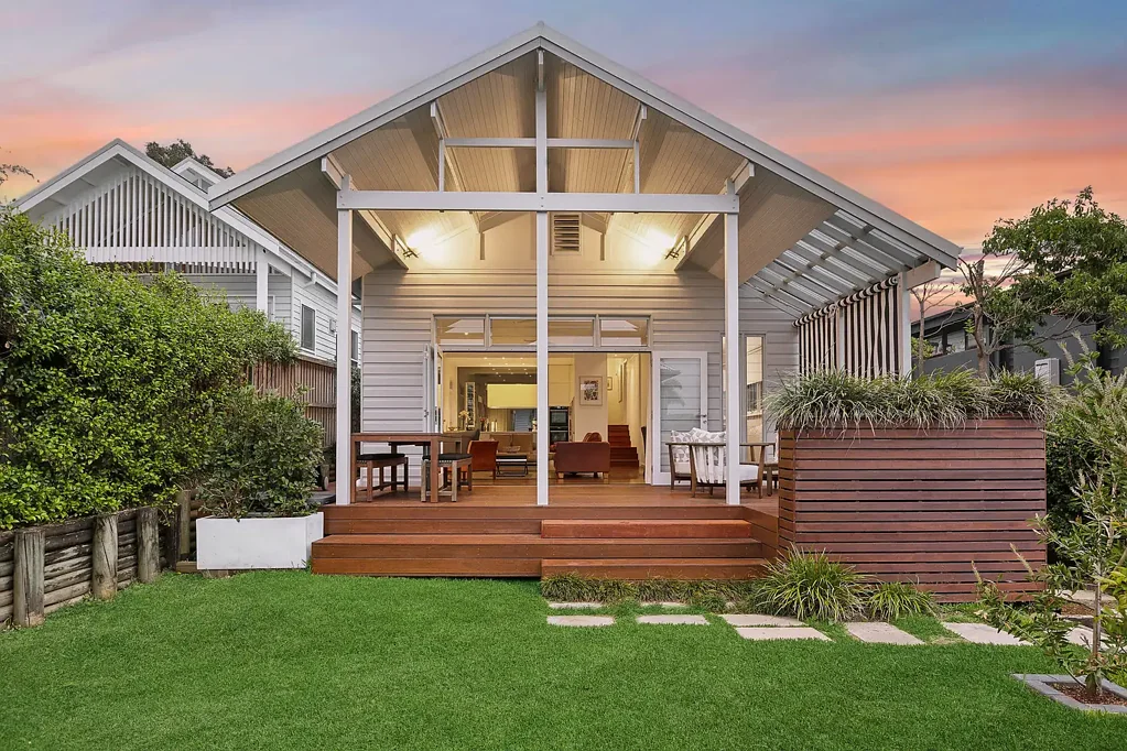 Naremburn 4Kwarto Exquisitely renovated home with self-contained studio