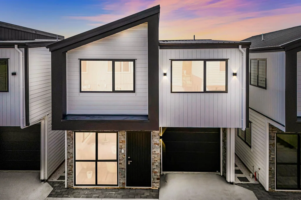 Papatoetoe 4 Bedroom Enjoy living In Vibrant community Of Papatoetoe