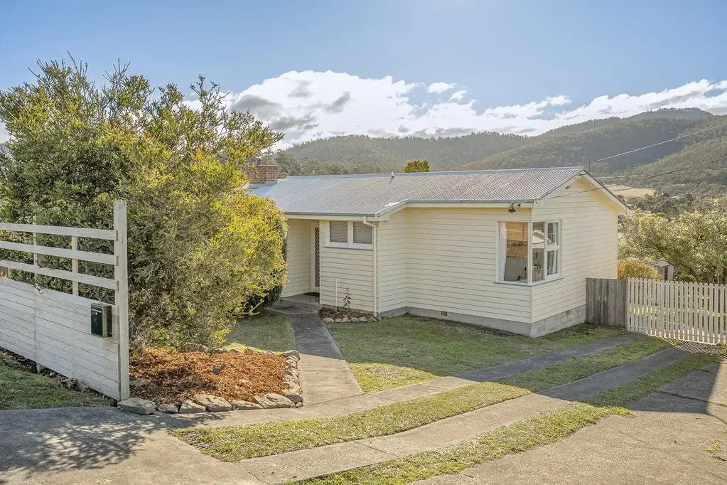 21 Waratah Road, Risdon Vale, TAS 7016