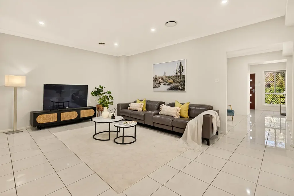 Wentworthville 4 Slaapkamer NEARLY-NEW PARKSIDE LIVING IN SOUGHT-AFTER DARCY ROAD CATCHMENT