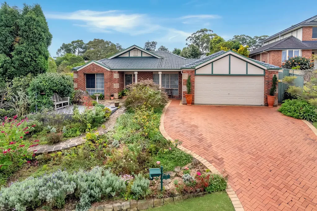 Garden Suburb 5房  Premium Family Living with a Private Sanctuary Retreat