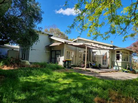Mount Eden 4房  Act Now! Great opportunity land 1290m2 THAB!