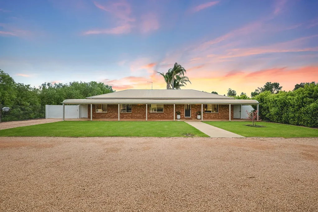 16 Creaton Lane, Irymple, VIC 3498