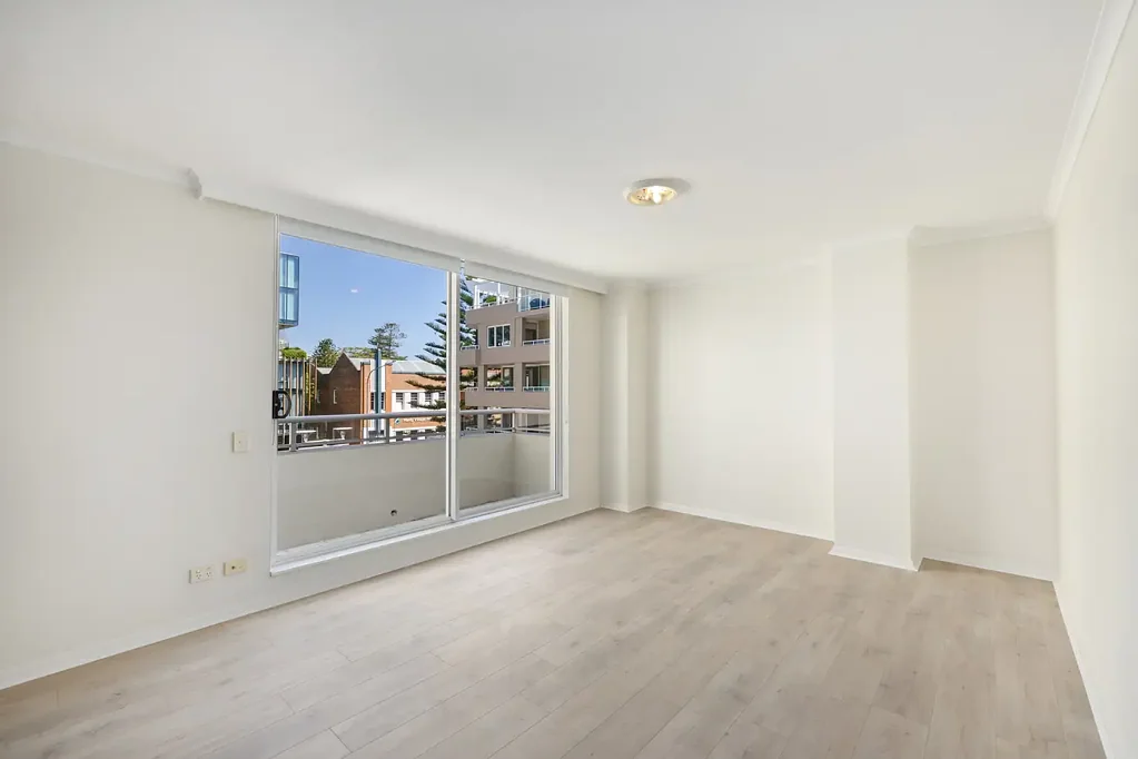 Modern one-bedroom apartment in the heart of Manly