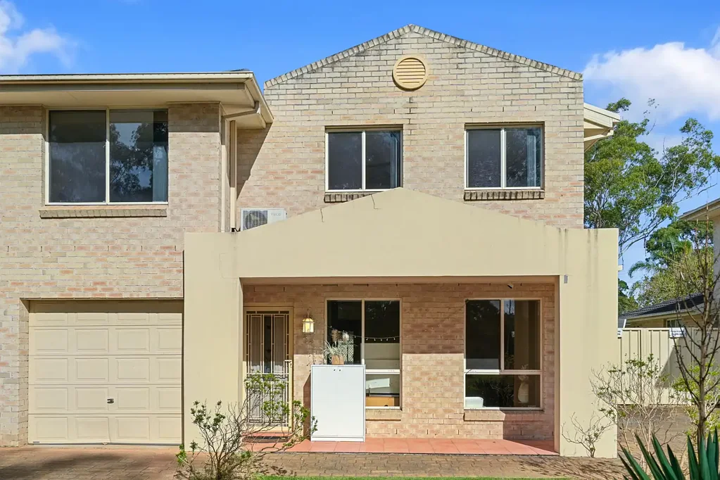 2/63 Standish Avenue, Oakhurst, NSW 2761