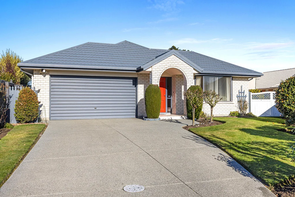 Sockburn 3房  Classic Charm, Family Appeal, Prime Location!