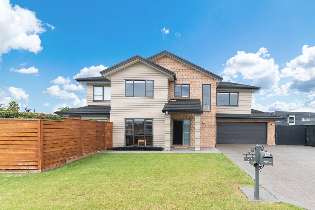 27 Scotsmoor Drive, Wattle Downs, Manukau City, Auckland