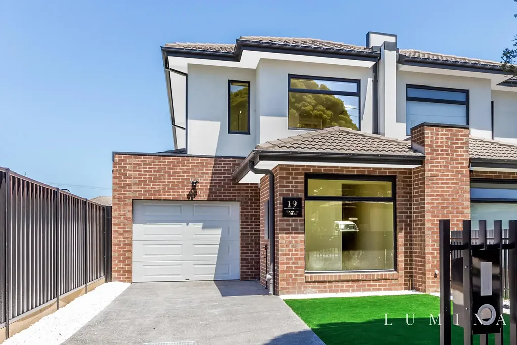 Step Into This Spectacular Property
