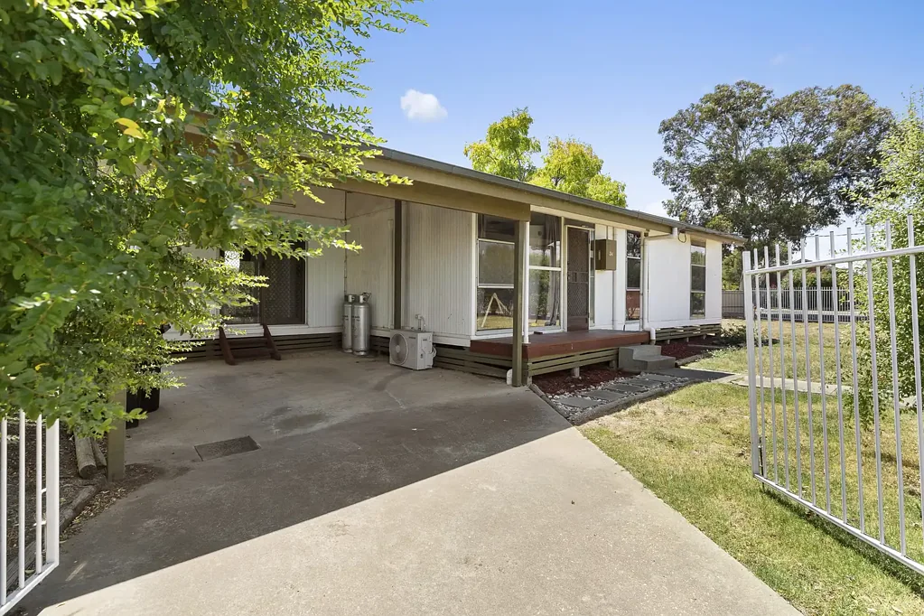 Nagambie 3ห้องนอน Vale House