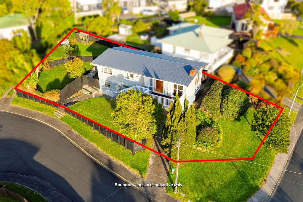 Te Atatu South 4 Bedroom Sun-soaked & Elevated Corner Gem with Views!