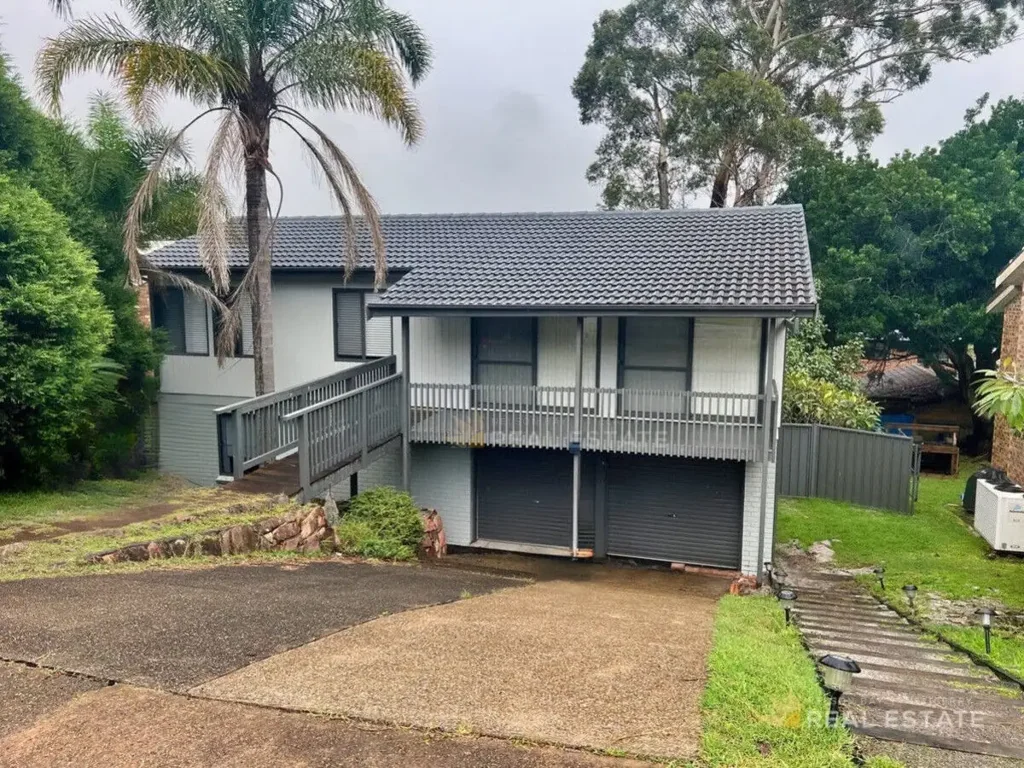 Pristine 3-bedroom Unit, Rent Includes Electricity & Water Usage!