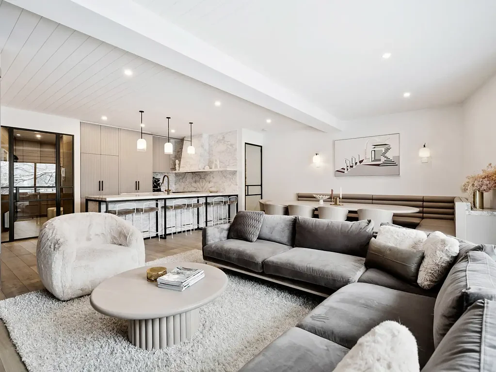 Mount Buller 3ห้องนอน Luxurious Alpine Living at Every Turn
