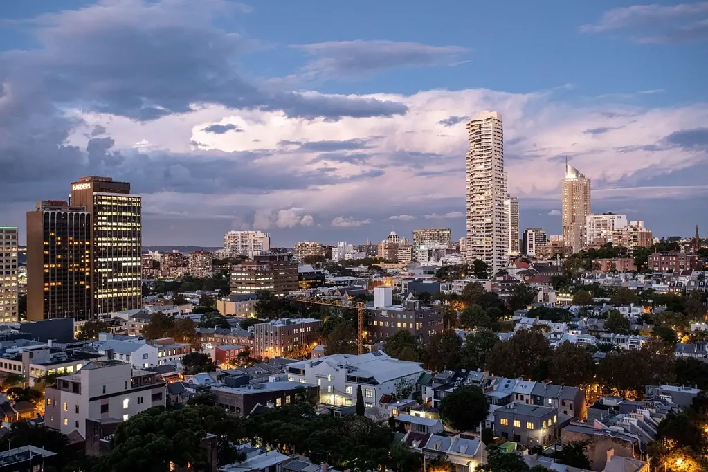 Darlinghurst 2غرفة نوم A peaceful apartment with a bird's eye view of Opera House & Darlinghurst