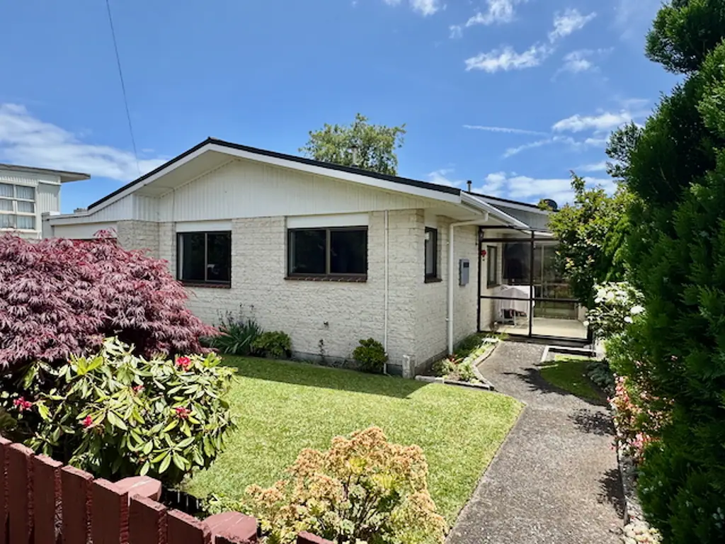 1/14 Burns Street, Westown, New Plymouth, Taranaki
