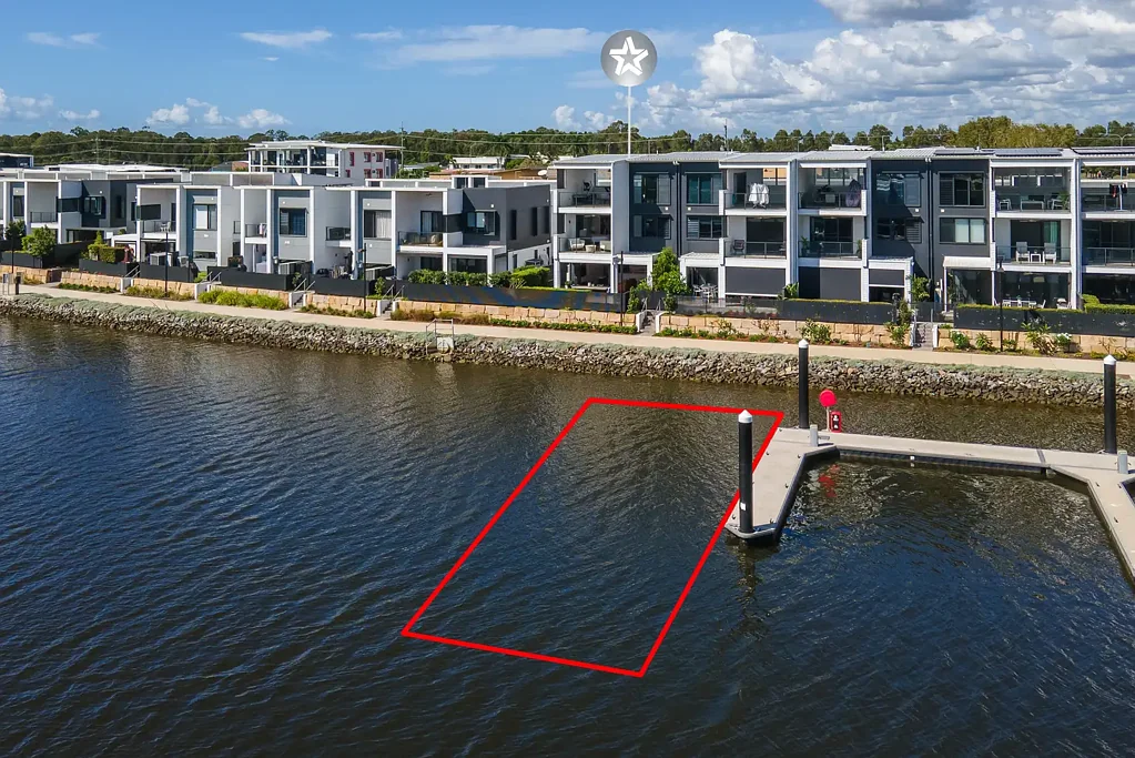 Hope Island 4침실 Luxurious Living - North to Water - 15* Metre Marina Berth optional