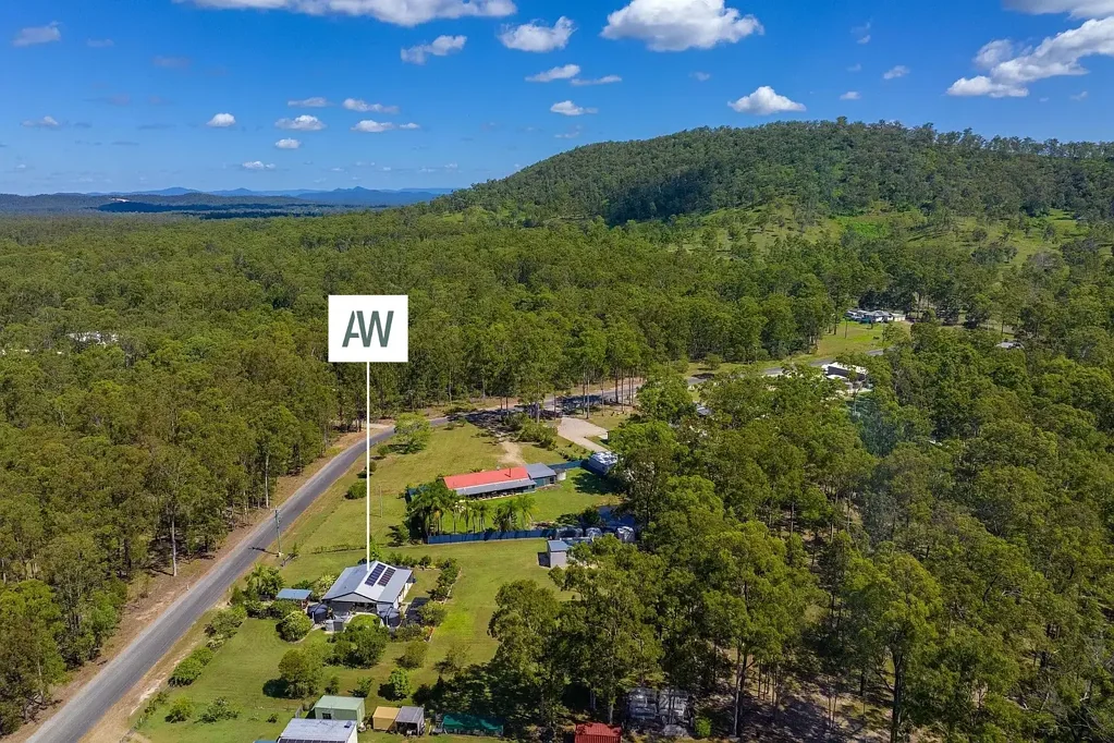 Glenwood 2房  Lifestyle Living on 2.81 Acres with Shed, Solar & Productive Gardens